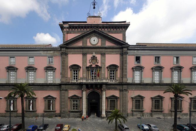 Tour of the Archaeological Museum of Naples - Discovering Naples’ Archaeological Gems