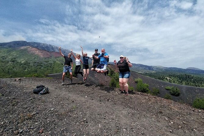 tour-of-the-etna-cellars-typical-lunch-and-wine-tasting