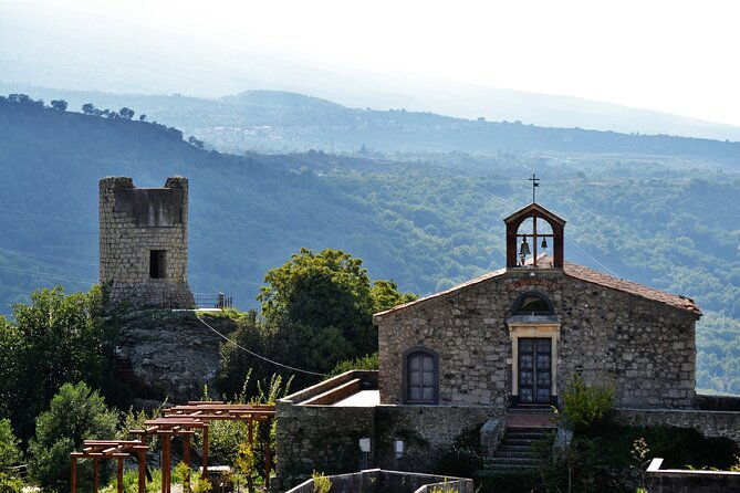 tour-of-the-etna-cellars-typical-lunch-and-wine-tasting
