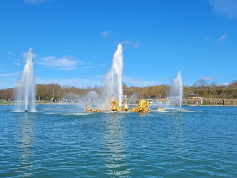 tour-of-the-gardens-palace-of-versailles-and-a-tour-of-the-seine