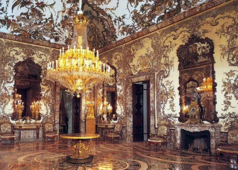 tour-of-the-historic-royal-palace-of-madrid