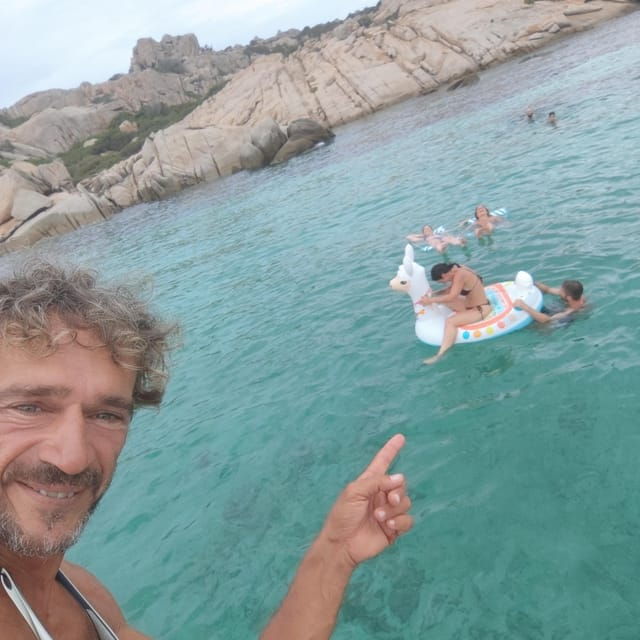 tour-of-the-islands-of-the-archipelago-with-lunch-and-drinks