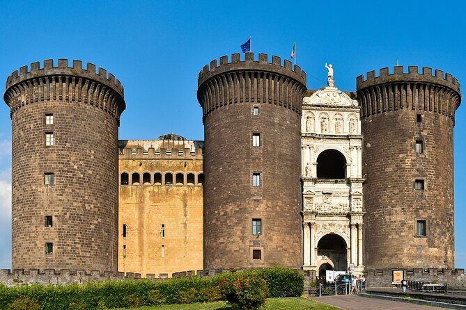 Tour of the Monumental Naples with an art expert - Who Should Book This Tour?