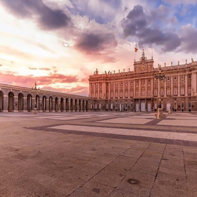 TOUR OF THE MYSTERIES AND LEGENDS OF MADRID - An Authentic Dive into Madrid’s Hidden Narratives
