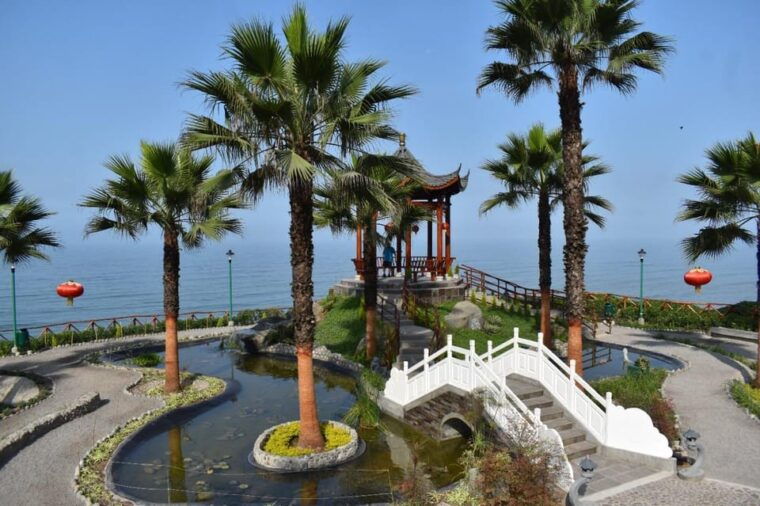 tour-of-the-parks-of-lima-magical-water-circuit