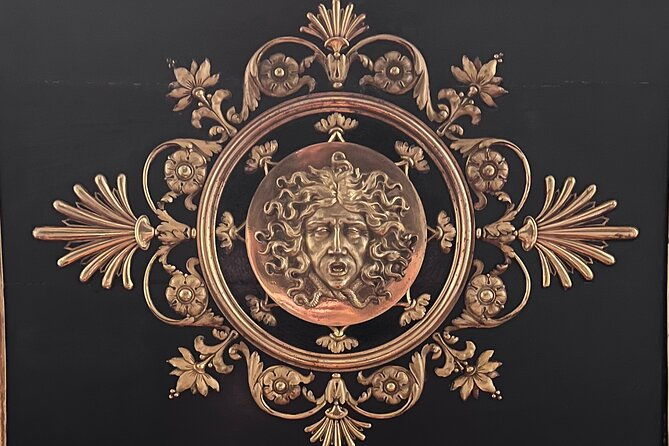 tour-of-the-royal-collections-of-madrid-small-group-and-skip-the-line