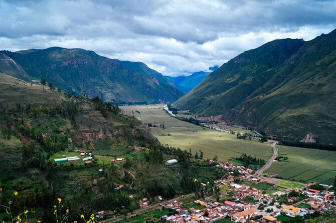 tour-of-the-sacred-valley-pisac-urubamba-ollantaytambo-and-chinchero