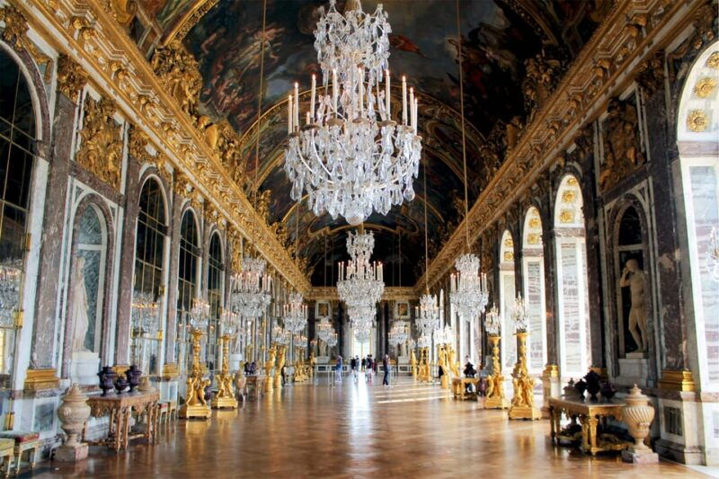 tour-of-versailles-palace-gardens-with-legendary-sun-king