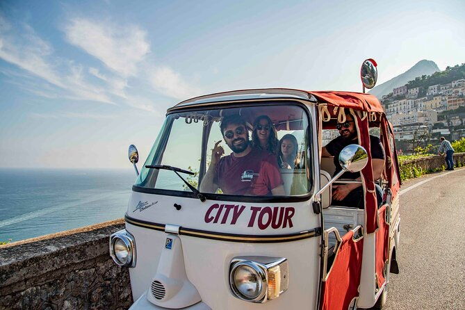 tour-of-vietri-and-its-villages-on-board-the-ape-calessino-tuktuk-2