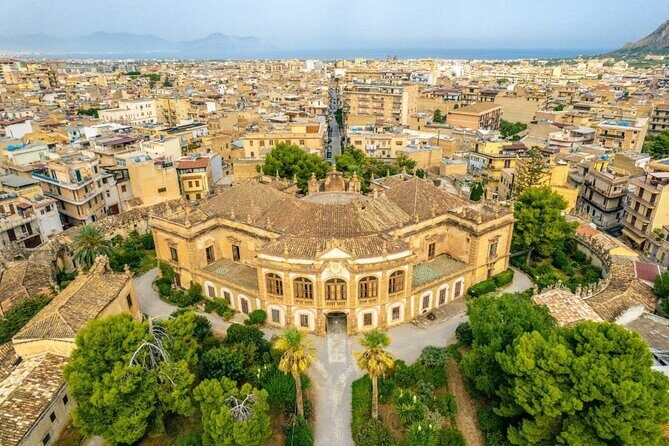 Tour of Villa Palagonia and Street Food itinerary in Bagheria - Discovering Bagheria: Villa Palagonia and Street Food Tour