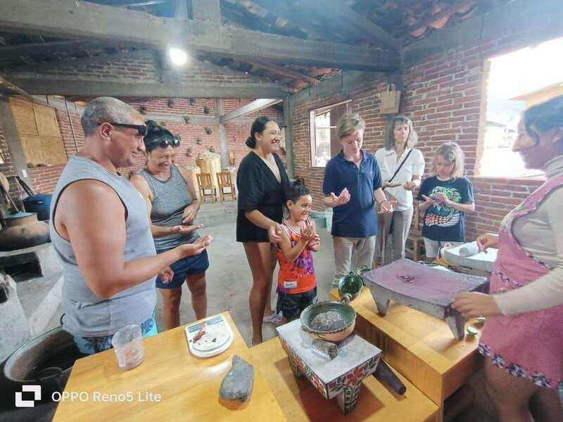 tour-petrified-waterfalls-hierve-el-agua