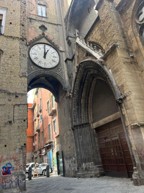 tour-positano-sorrento-pompeii-ruins-whit-driver