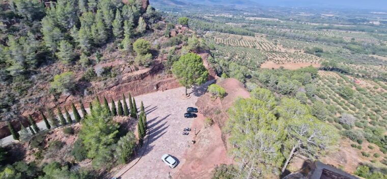 tour-scooter-125-guided-cambrils-to-red-hills-2h-with-pickup