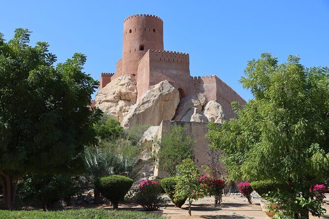Tour Shahad 4 Days-3 Nights, Oman Tours Package - An Overview of the 4-Day Itinerary