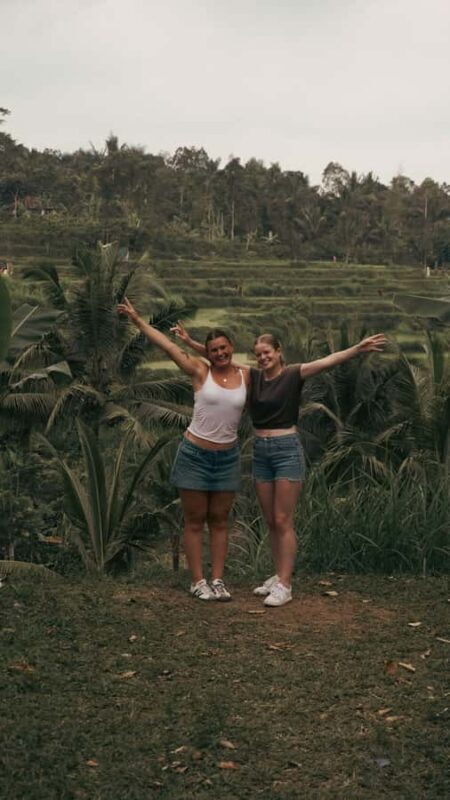 Tour Tetebatu Lombok - Swimming in the Hidden Waterfall