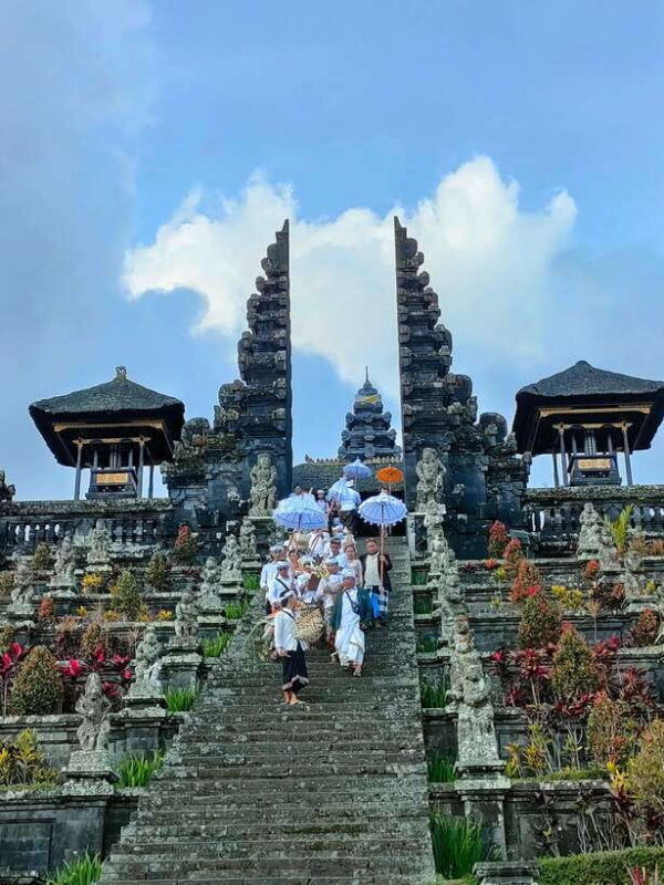 tour-the-island-of-bali-with-expert-tour-guides-in-spanish