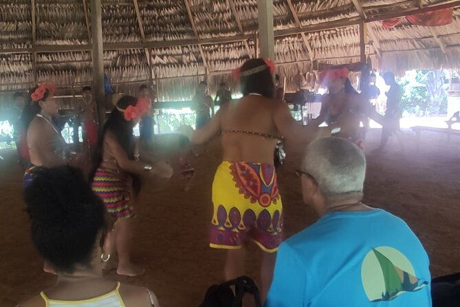 tour-through-the-embera-region