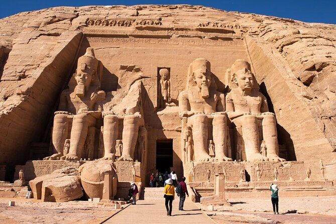 Tour to Abu Simbel Temple. - Key Points