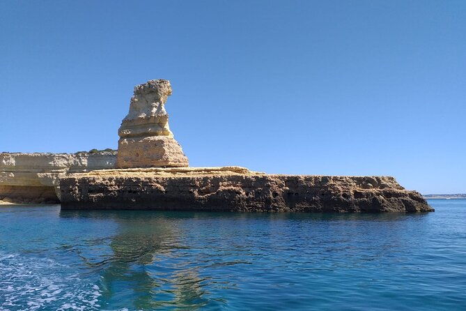 tour-to-benagil-caves-and-coastline-in-albufeira