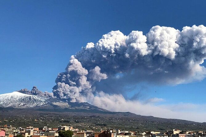 tour-to-etna-volcano-and-taormina-from-giardini-naxos-taormina