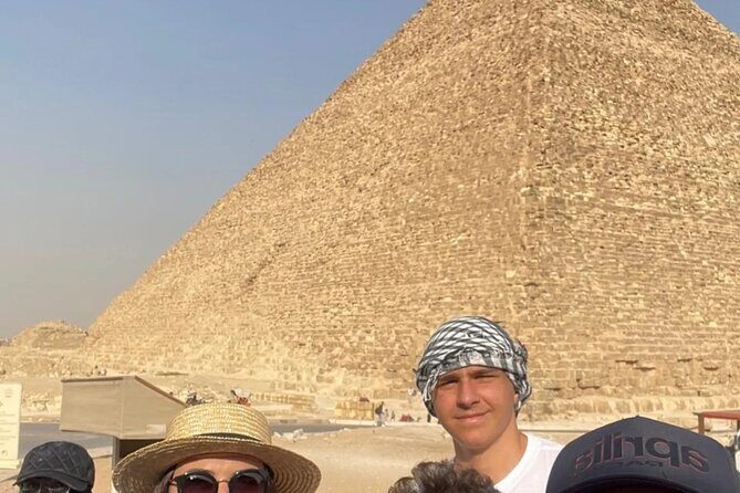 Tour to Giza pyramids, sphinx, and New grand Egyptian Museum GEM - FAQs