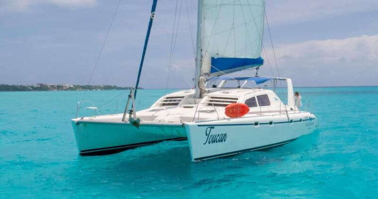 tour-to-isla-mujeres-with-open-bar-departure-at-noon