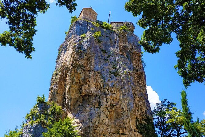 tour-to-katskhi-pillarchiatura-from-tbilisi-mghvimevicableway-ubisatsitska