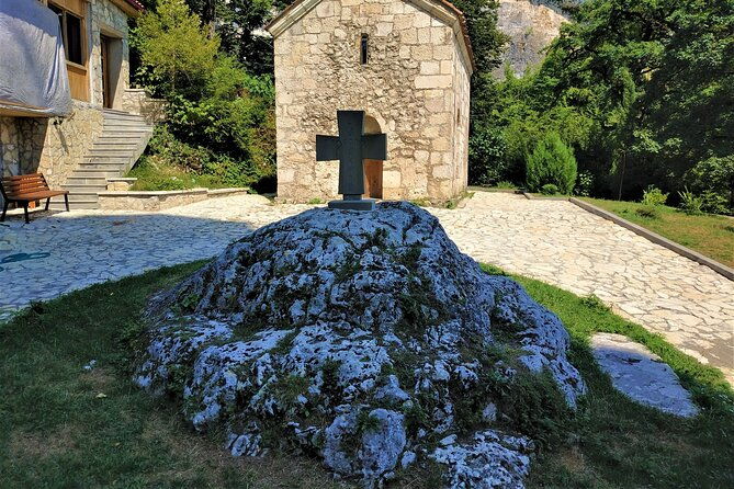 tour-to-katskhi-pillarchiatura-from-tbilisi-mghvimevicableway-ubisatsitska