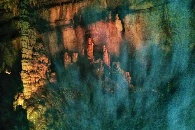 tour-to-kutaisi-from-tbilisi-sataplia-reserve-bagrati-gelati-motsameta