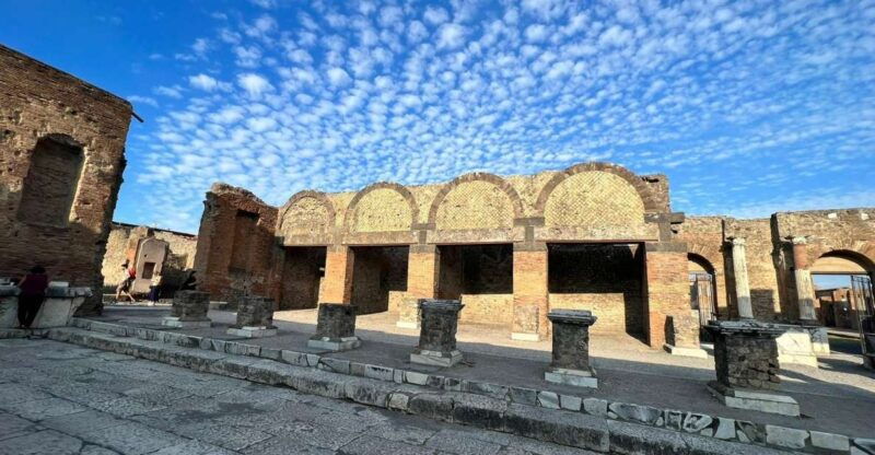 tour-to-pompeii-wine-tasting-at-the-cellars-from-positano