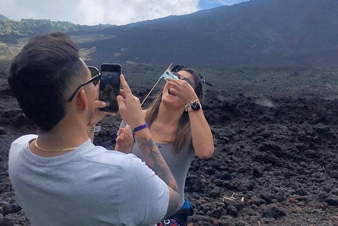 tour-to-the-active-pacaya-volcano