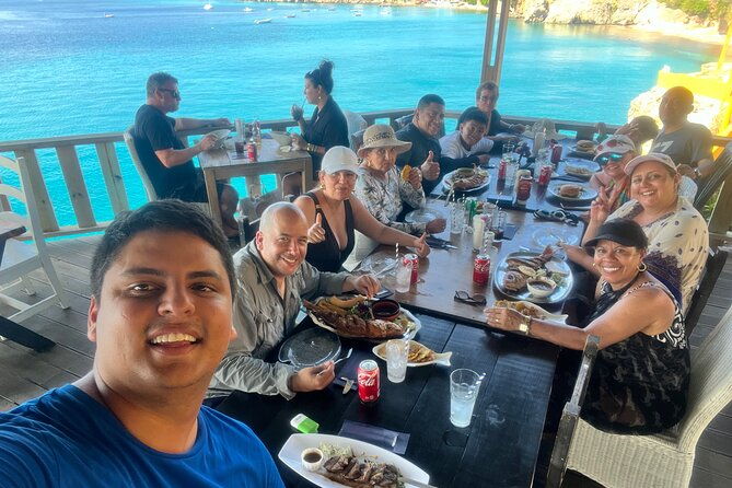 tour-to-the-best-beaches-and-snorkeling-with-turtles