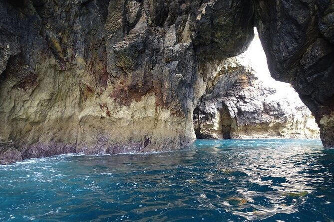 tour-to-the-caves-of-sesimbra