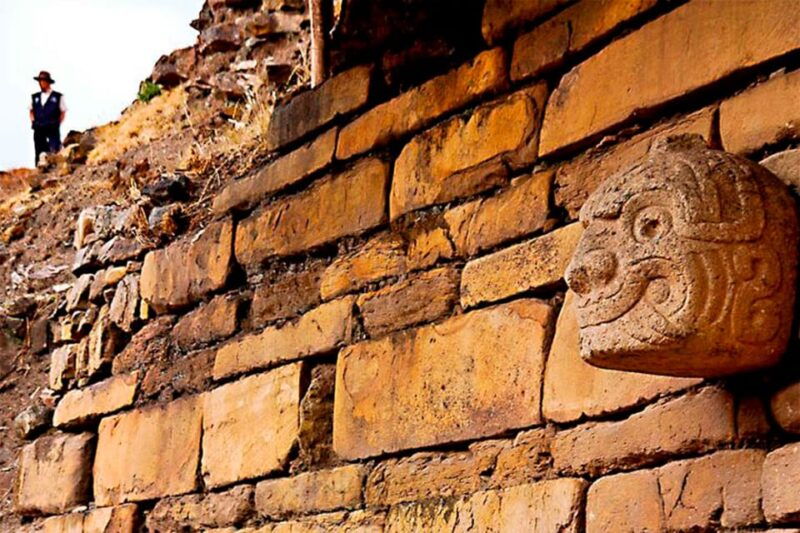 tour-to-the-chavin-archaeological-complex-3