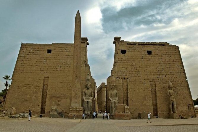 Tour to The East & West Bank of the Nile - An In-Depth Look at the Tour Experience  