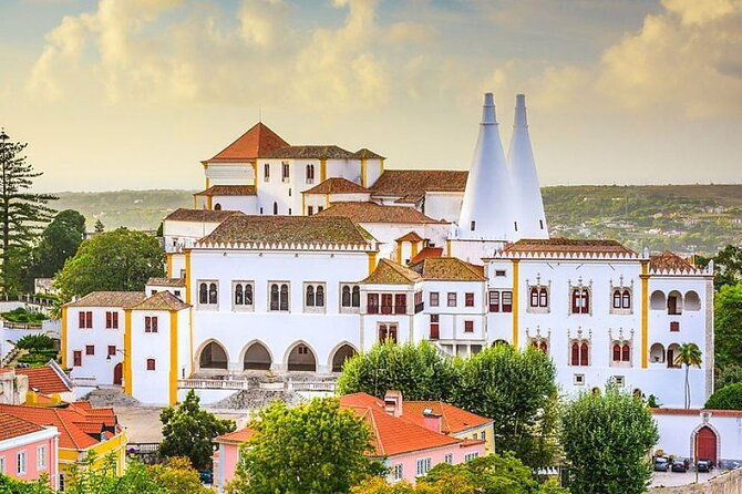 tour-to-the-medieval-village-of-sintra-from-lisbon