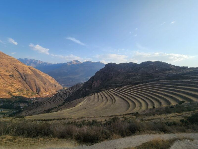 tour-to-the-sacred-valley-pisaq-ollantaytambo-chinchero