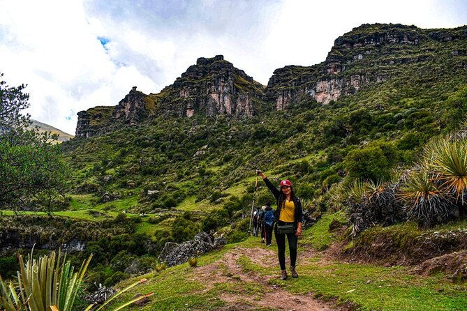 tour-to-the-waqrapukara-archaeological-complex-from-cusco