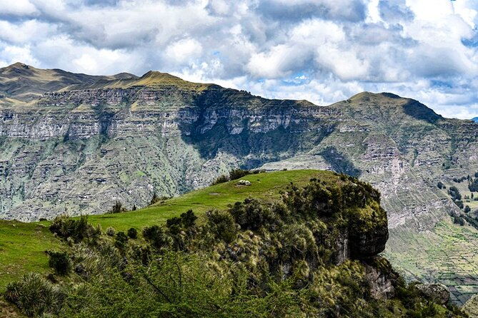 tour-to-the-waqrapukara-archaeological-complex-from-cusco