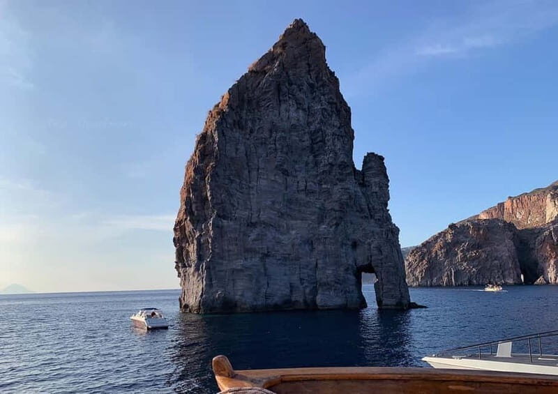 Tour to Vulcano: boat excursion and snorkeling ,departure from Lipari - Discovering Vulcano: A boat excursion with snorkeling from Lipari