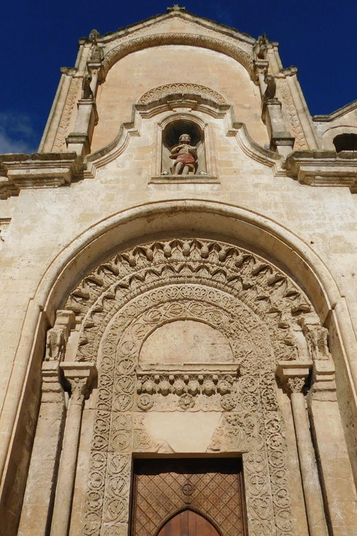 tour-transfer-from-bari-to-alberobello-matera