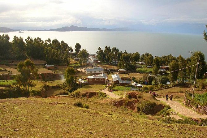 tour-uros-islands-amantani-and-taquile-2days