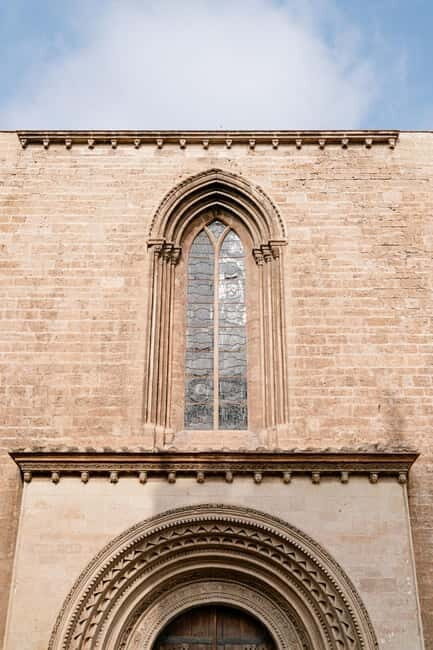 Tour Valencia "Between Vice and Virtue". - Key Points