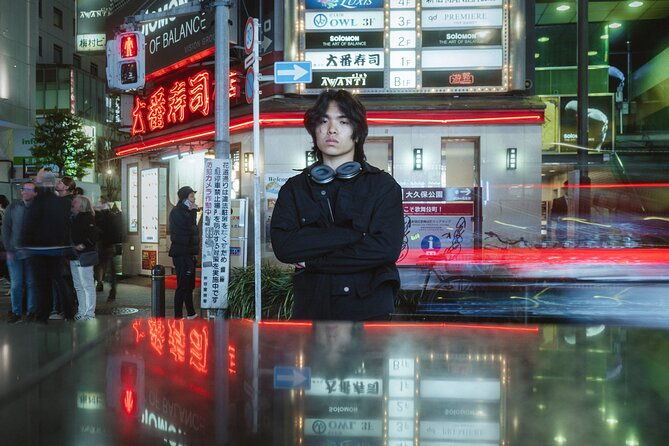 tour-with-pro-tokyo-photographer-and-take-edgy-unique-portraits