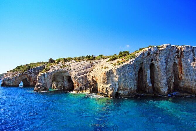Tour Zakynthos Shipwreck,Blue Caves, Kremmidi Beach Excursion - FAQ