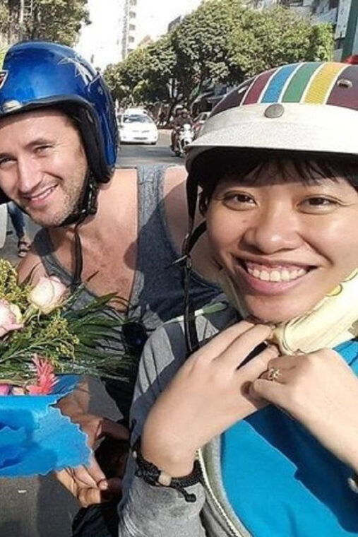 touring-saigon-city-by-motorbike