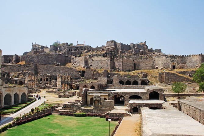 Tourisct Highlights of the Hyderabad (Guided Fullday Sightseeing Tour by Car) - Key Points