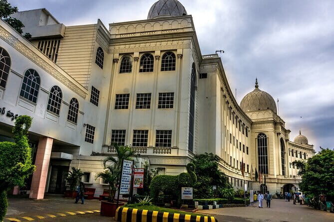 Tourisct Highlights of the Hyderabad (Guided Fullday Sightseeing Tour by Car) - A Closer Look at What You Can Expect