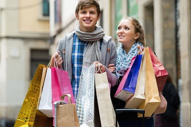 Tourisct Highlights of the Hyderabad (Guided Fullday Sightseeing Tour by Car) - FAQ