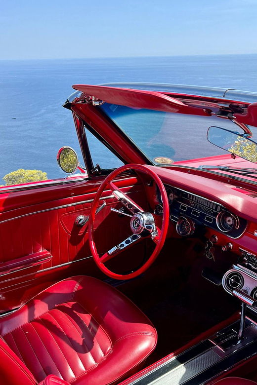 tourist-tour-on-french-riviera-in-a-ford-mustang-convertible